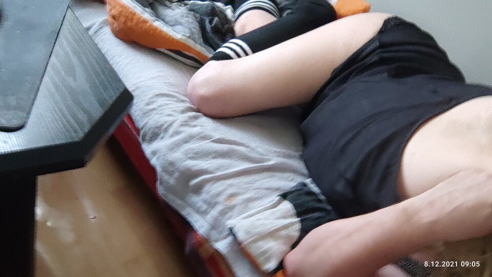 IMG_20211208_090259_TIMEBURST28.jpg - juliadada