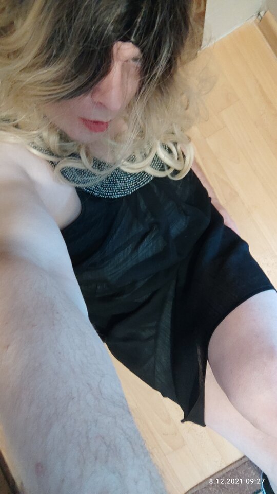 IMG_20211208_092610_TIMEBURST18.jpg - juliadada