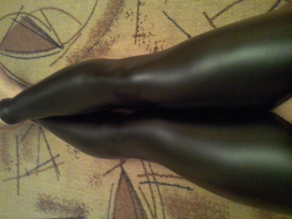 vgDoWCXX3_E.jpg - fan_legginsow