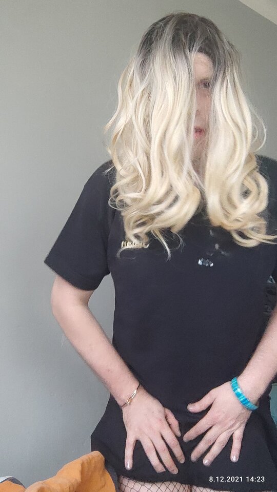 IMG_20211208_142110_TIMEBURST23.jpg - juliadada