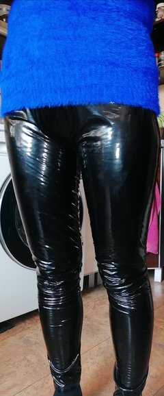 jeszcze szpilki i na spacer 😉.jpg