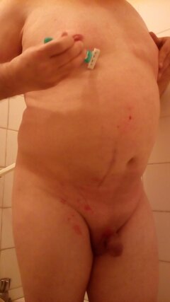 Sissy cwelik w czasie kąpieli goli cysuszki 18.02.2022 g.00.30.jpg