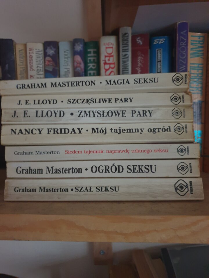 kącik czytelniczy - agamich