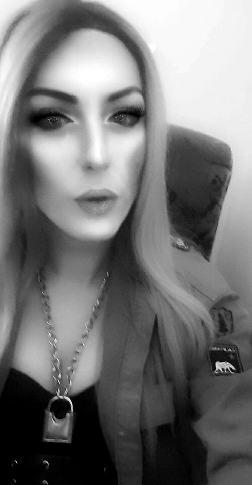 20211010_030825.jpg - KarolinaShemale29