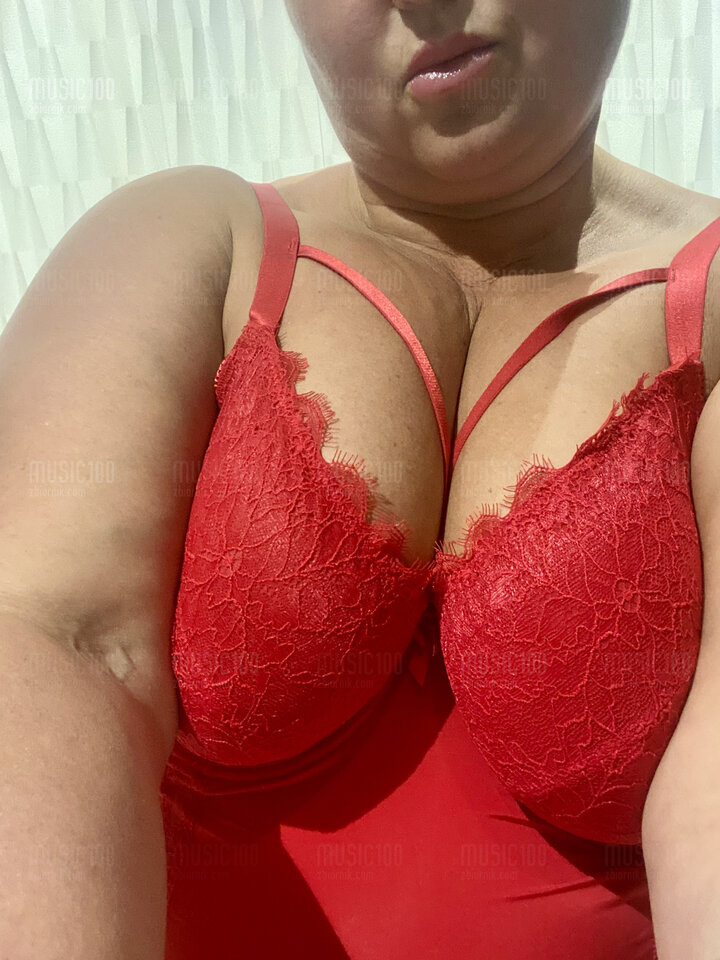 F86715AA-3B8F-45A5-92BC-EE18CDC849B2.jpeg - Music100