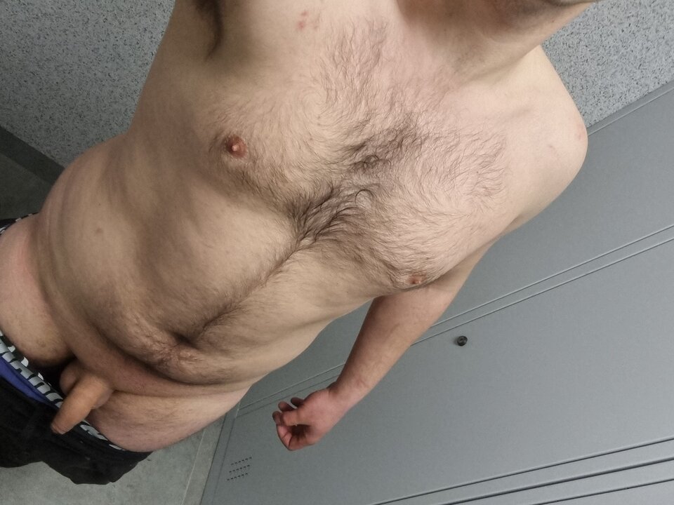 16460832227885372890850052349677.jpg - WyssamCie69