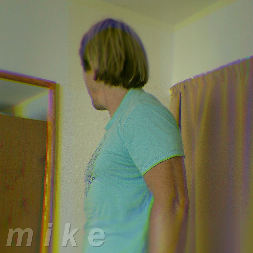 mikemikeIMG_4470.jpg - mike1976