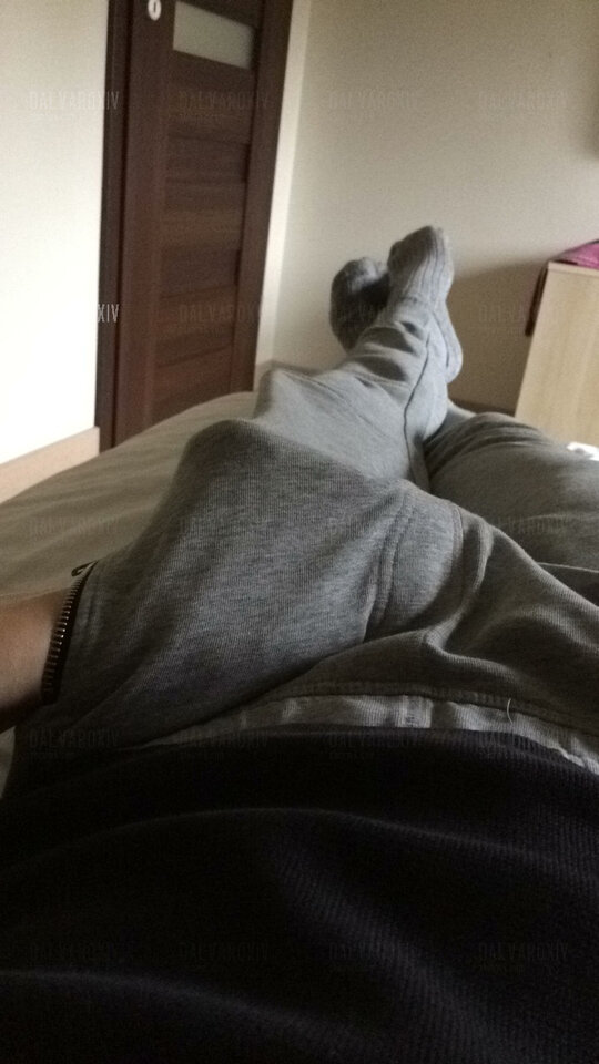 A moze ty wsadzisz raczke przez kieszeń? Nikt nie zauwazy😈 - DalvaroXIV