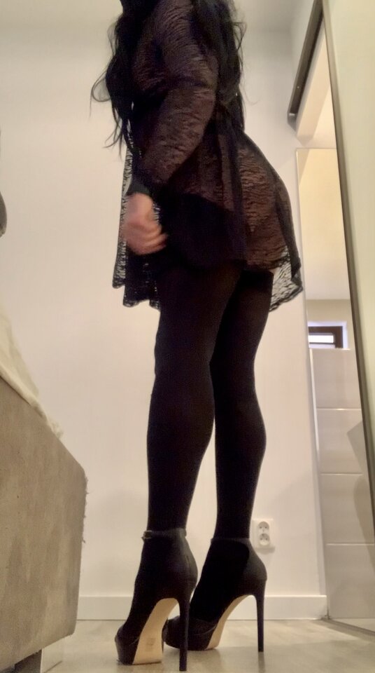 D08A5D4E-046A-4F7A-9DF0-C15CE63F6FE8.jpeg - FabStock