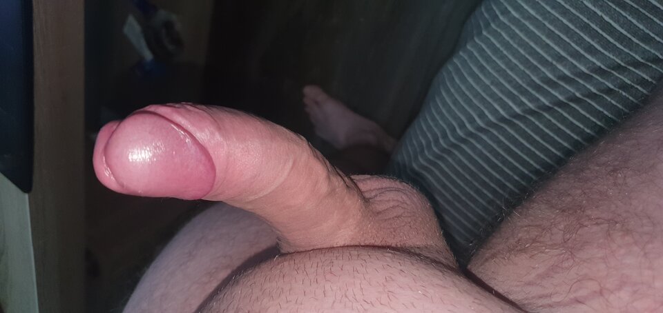 Stoi sobie 😝 - ForeverLonely