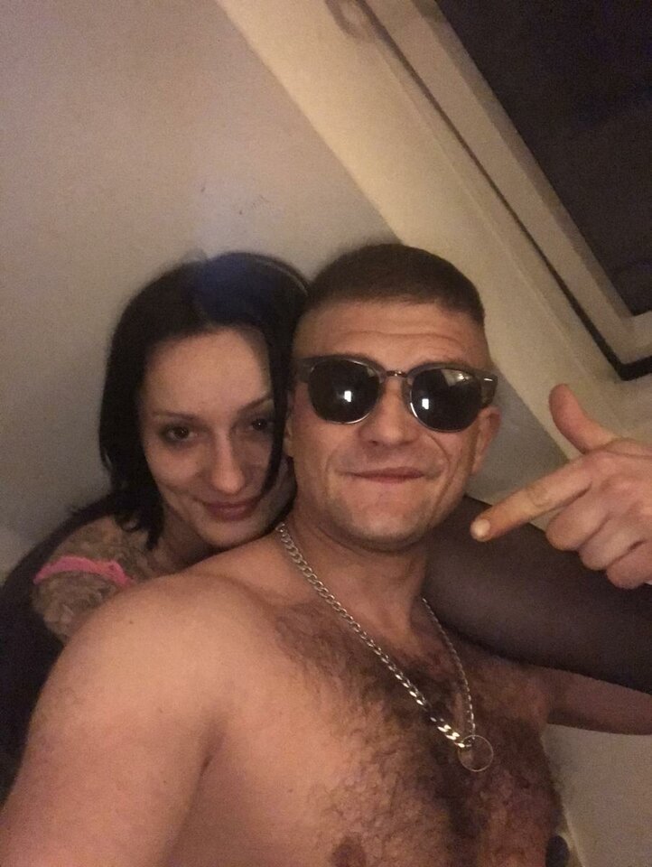 9866249-0B4C33350C1D92DF095F1FEA31EF3213.jpg - DocDogLizzQuen