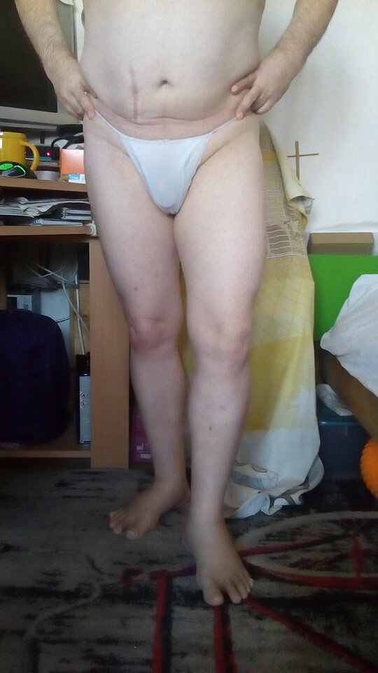 Sissy w białych stringach 23.03.2022 g.16.15.jpg - Wawa48