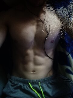 Picsart_22-03-26_18-36-59-736.jpg