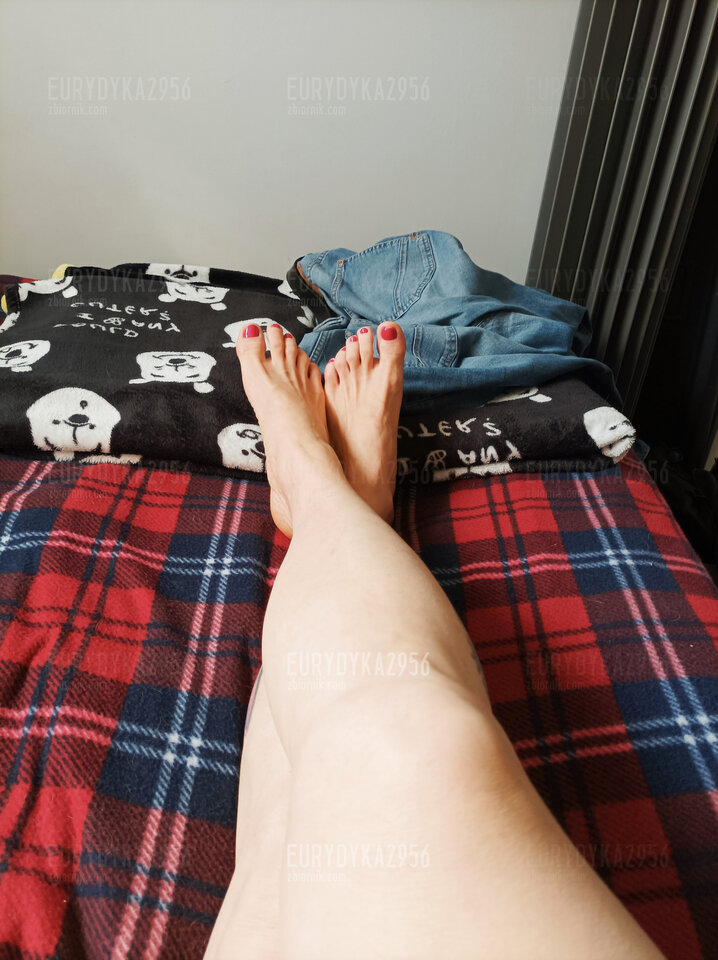 👣👣👣👣👣 - Eurydyka2956
