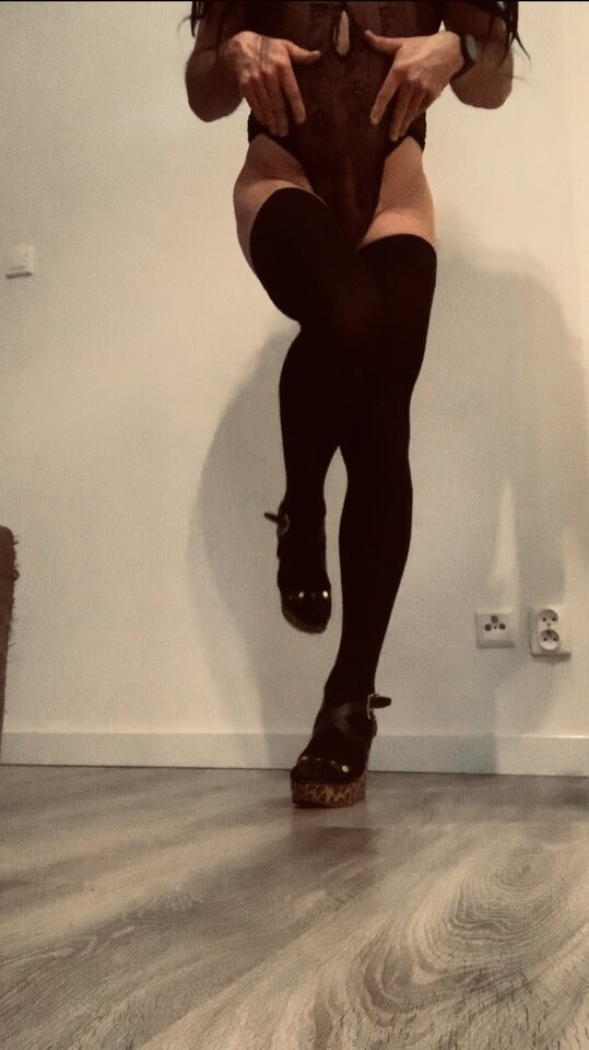 8A97B496-B5C3-458F-96B9-0E773956124A.jpeg - FabStock