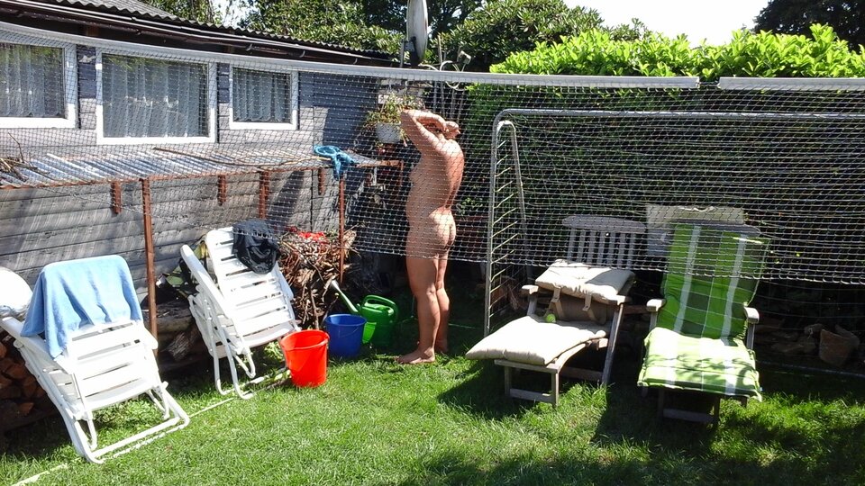 20150824_125659.jpg - nakedgirl