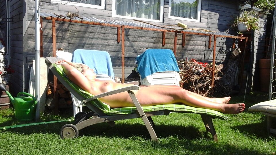 20150824_132034.jpg - nakedgirl