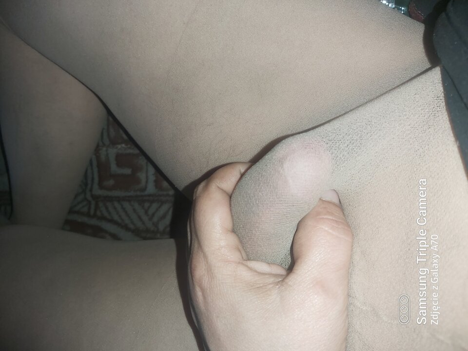 16501938129236801808723115235332.jpg - Socksfeetxxx