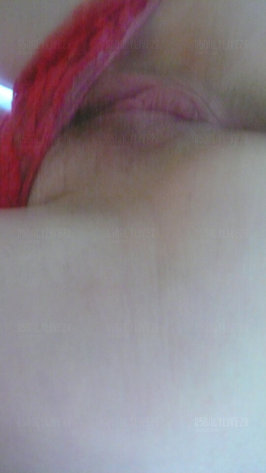 105.JPG - 05oNlYlivE28