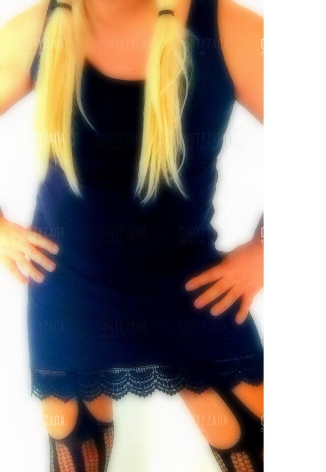 2022-04-24-019.jpg - Curtyzana