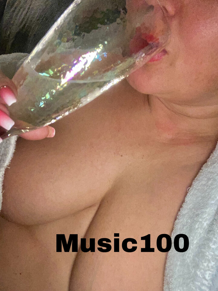 4B8DCF32-76BC-4705-BF9B-5306B7BBADEF.jpeg - Music100