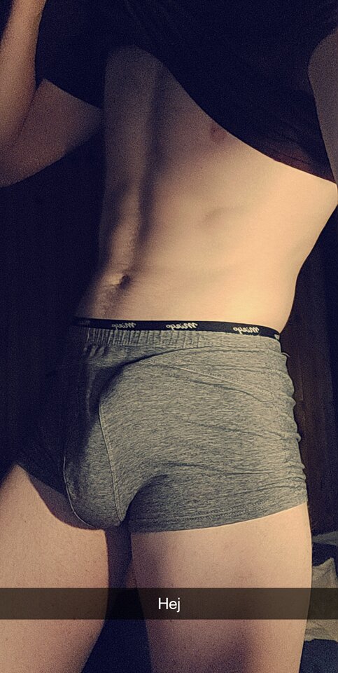 Snapchat-2025433571.jpg - PerkyBookWorm