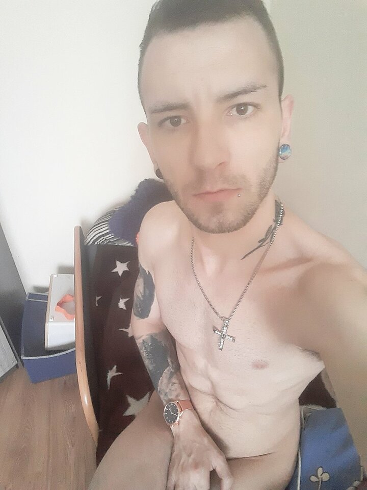 big_58f85dd3d703343a03d93b896e304e1d.jpg - GayEric93