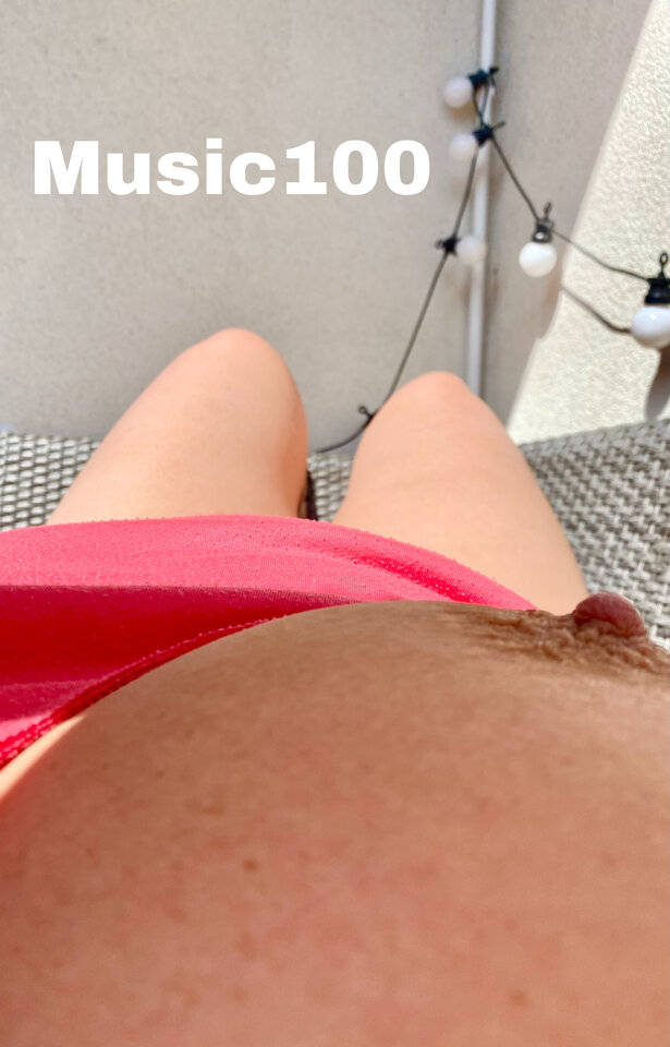 DBDA878D-C126-44E1-B986-2271954D378A.jpeg - Music100