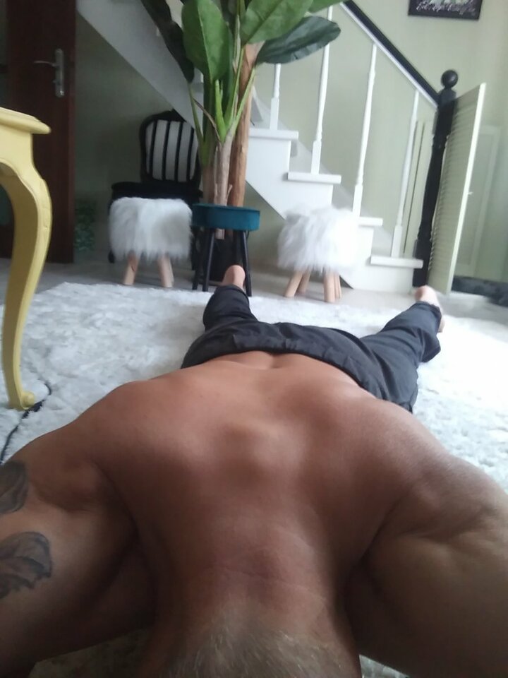 14.jpg - Podejdzzamknijoczykleknij