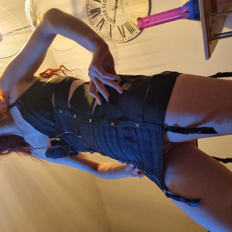 Piąteczek,  dzień bez majteczek... - Free_love_2022