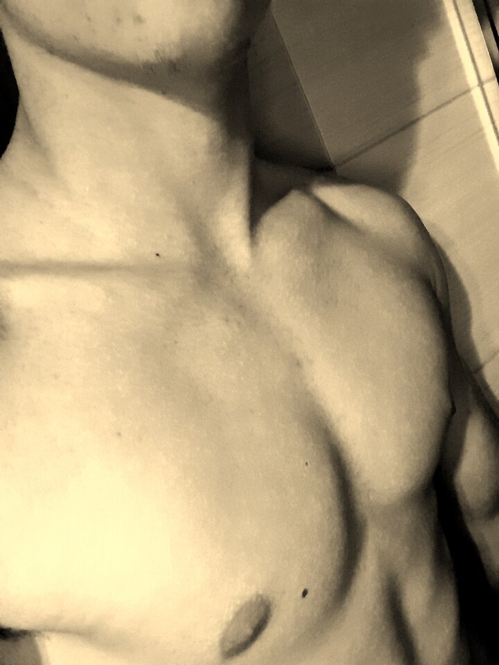 PicsArt_08-18-11.08.48.jpg - SzczuplybadzAtletyczny