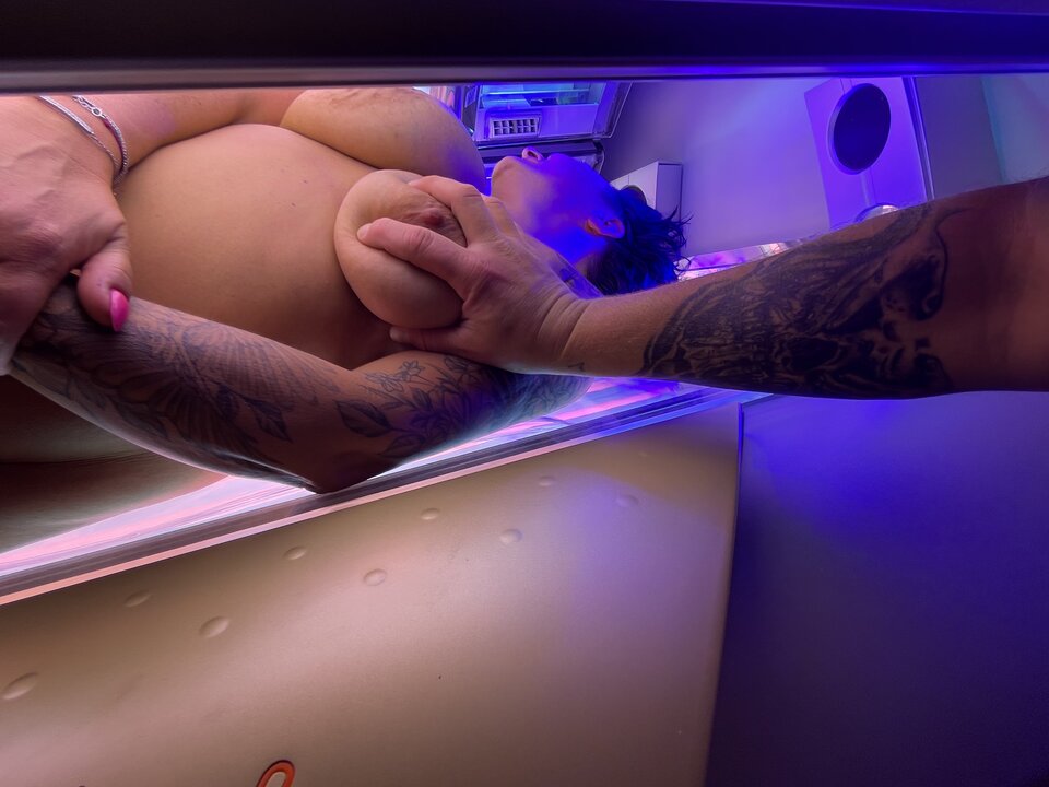 9A44F45E-D08C-4D29-A86D-E448E5266208.jpeg - Sexocholicy3m