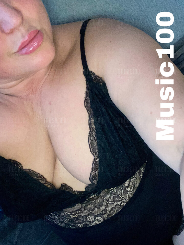 55B2838A-AD98-4BBE-9108-D1852022826A.jpeg - Music100