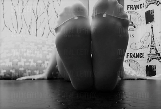 👣👣 - maliceminx