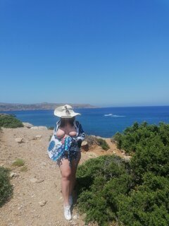 Łapie promienie pełną piersią 😊🌞