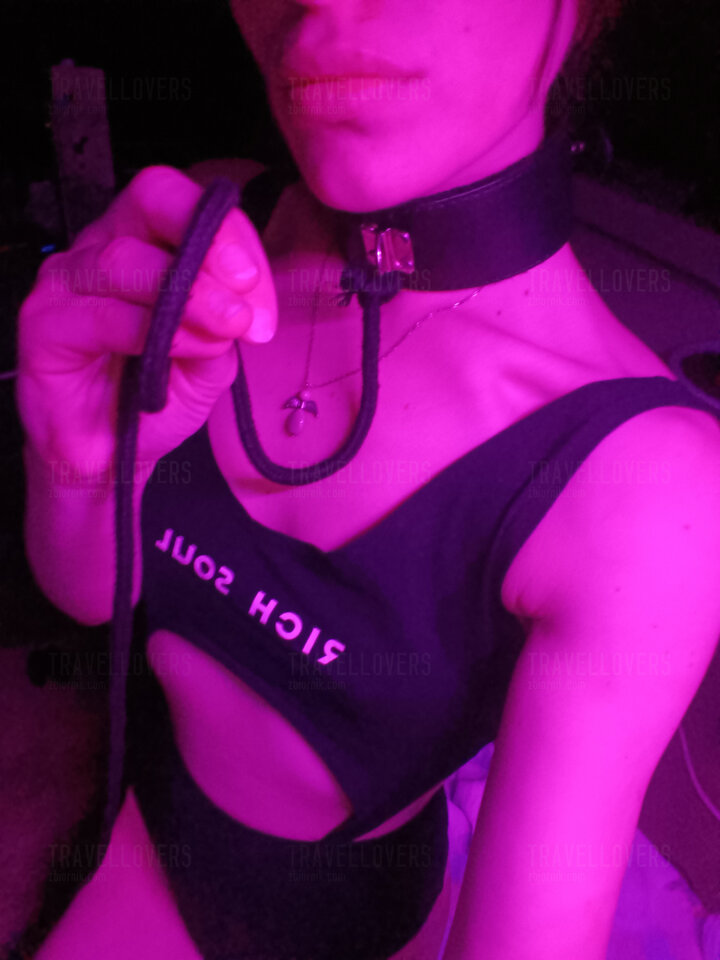 Ale grzeczna ta grzeszna sucz!  😈 - TravelLovers