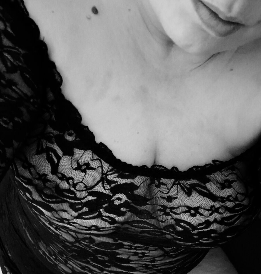 183009.jpg - Rude_Woman