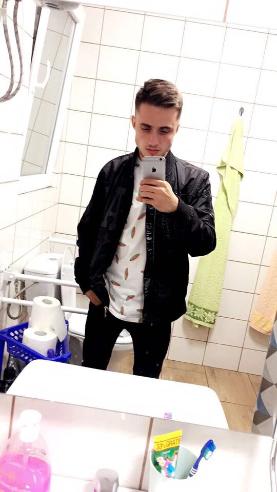 30170352-87A7-4E65-BA63-9878A554902E.jpeg - Ers00