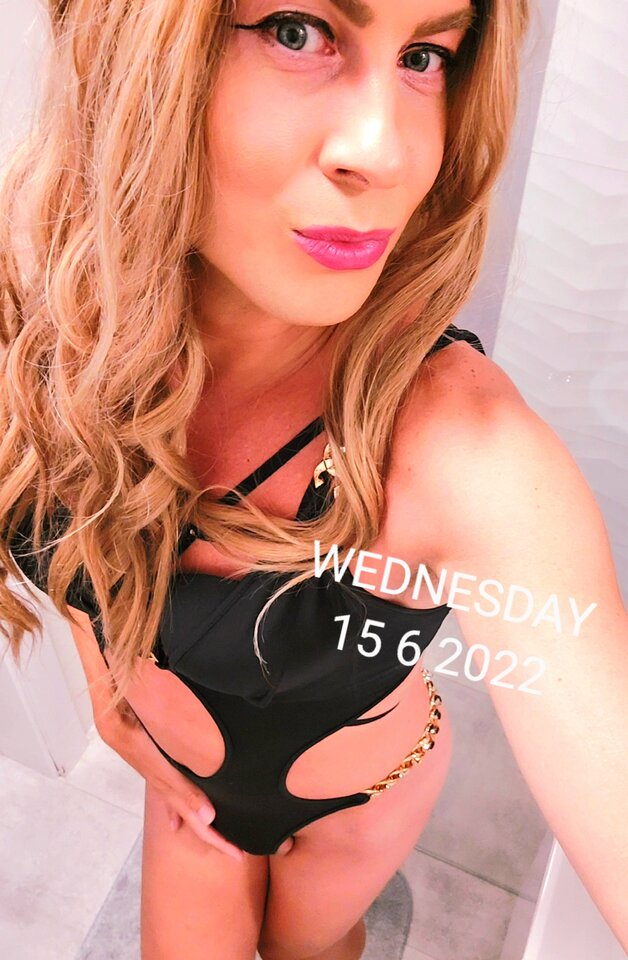 20220615_223402.jpg - Elizalady26