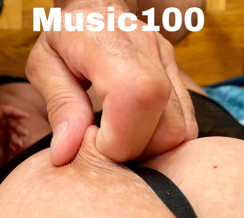 AACF86D9-EE9F-47C2-B0C0-97325E14B3CF.jpeg - Music100