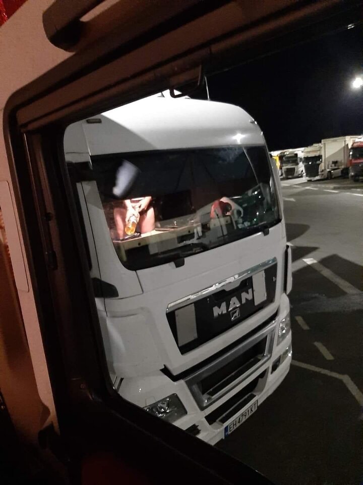 sikanie do butelki.JPG - bear00zg