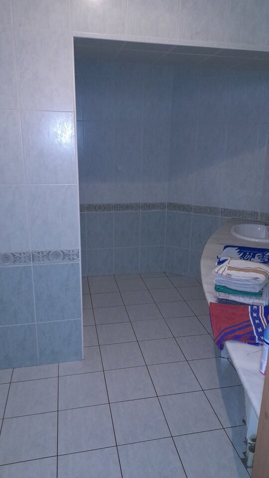 20220709_194512.jpg - Swingers_room