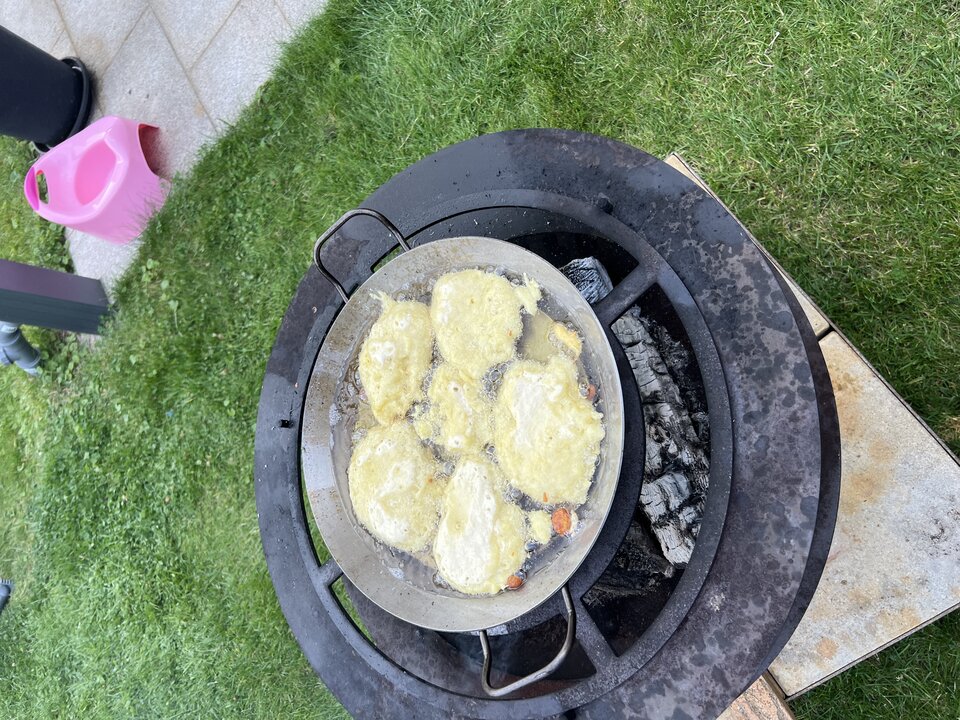 BA0B8AA5-A66F-4507-8466-4673D9300FB7.jpeg - nrw670n