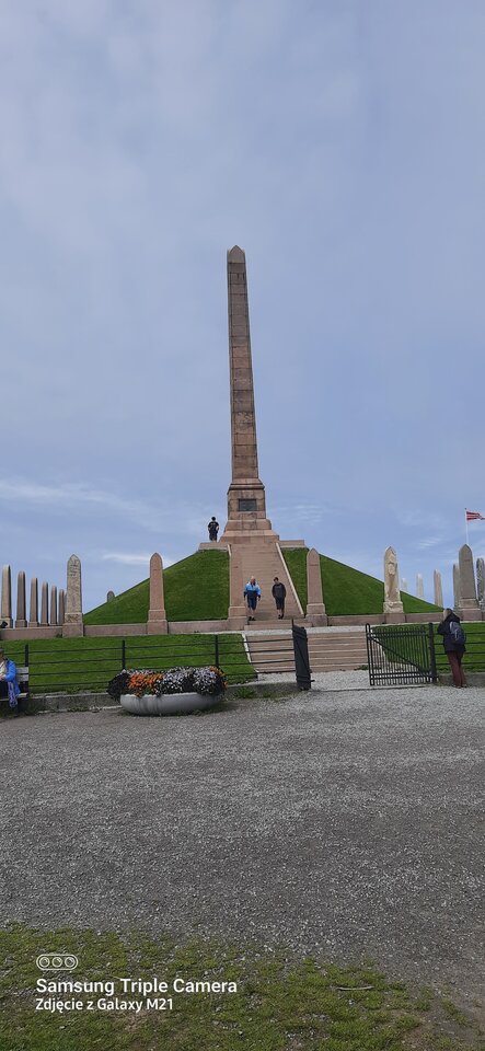 16574523844224267211674857075171.jpg - Palciusia