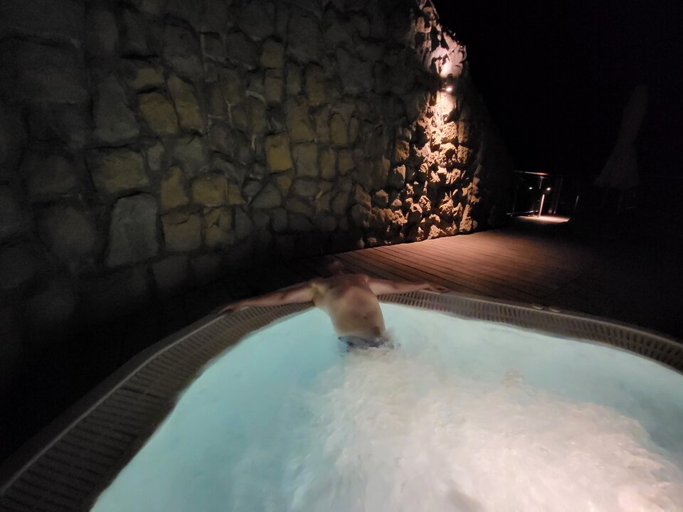 20220526_213915.jpg - Rour01