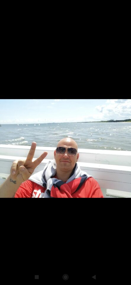 Screenshot_2021-10-28-16-00-03-621_com.badoo.mobile.jpg - LehTHC