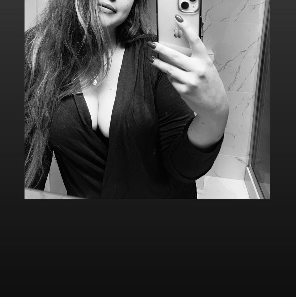 ADCE3207-E5A6-472C-83FB-7C7BD36CA4D1.jpeg - Slodka_napalonaa