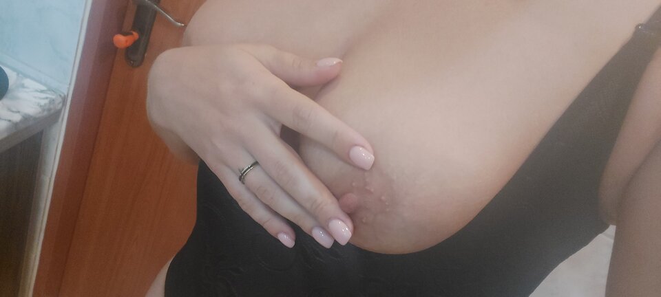 20220718_140930.jpg - theblondeneedsmoney