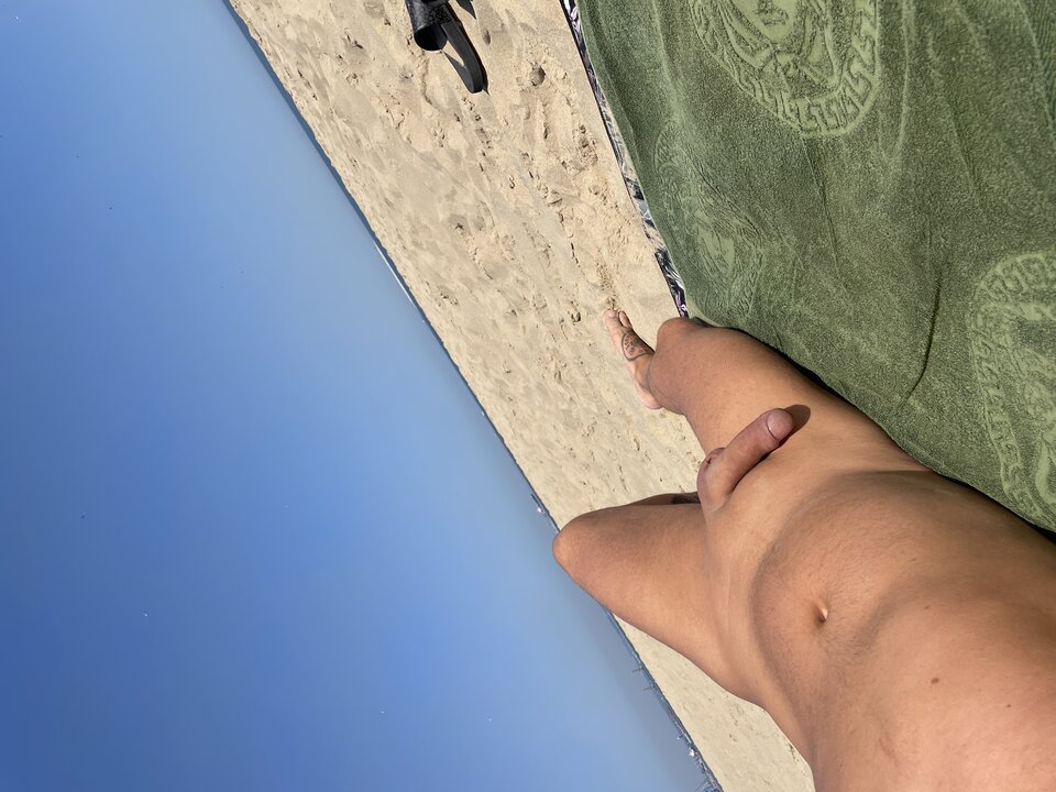 441A9FFE-255A-42B1-B077-6CB302CC6031.jpeg - Sexocholicy3m