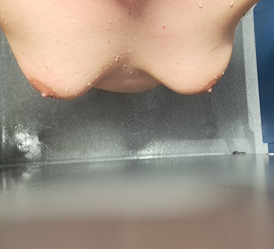 Czekają na Ciebie pijaweczko.....;) - NiezaspokojonaUK